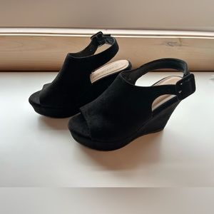 Madden Girl Wedges
